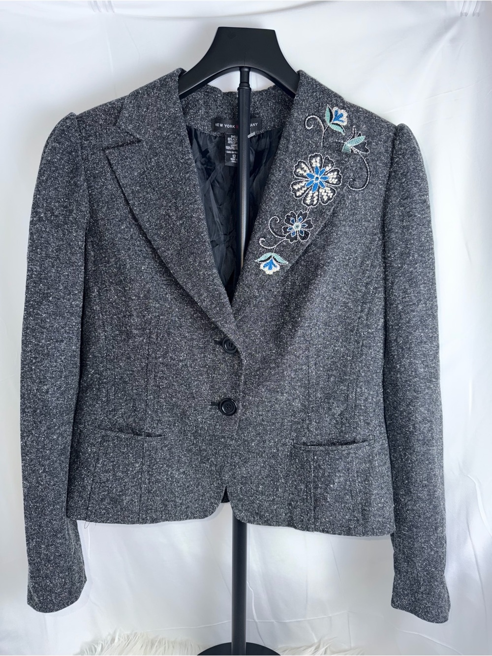 New York & Company Women’s Blazer Size 12 Gray Floral Embroidered Tweed